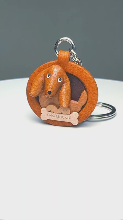 Dachshund Smooth Leather Dog plate Keychain