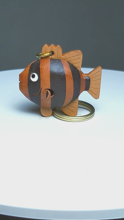 Stripde Fish Leather Keychain(L)