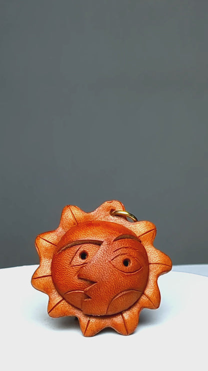 An Artistic Face Leather Keychain(L)