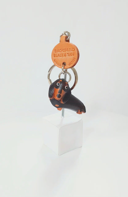 Dachshund Smooth Black&Tan Leather Dog Keychain